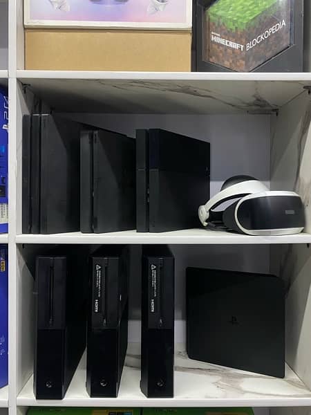 ps4 original and copy controllers 2