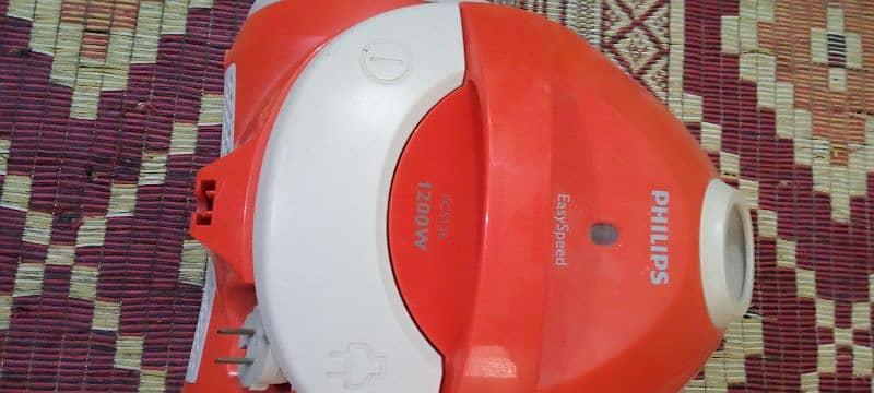 Philips Vacume cleaner 1