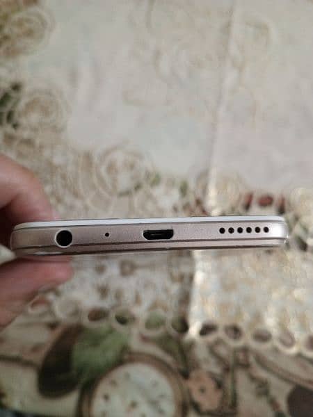 oppo a57 ram/rom 4/64 without box and charger 2