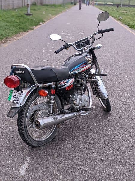 Honda 125 Motorbike for sale 2014 Model lush cond 3