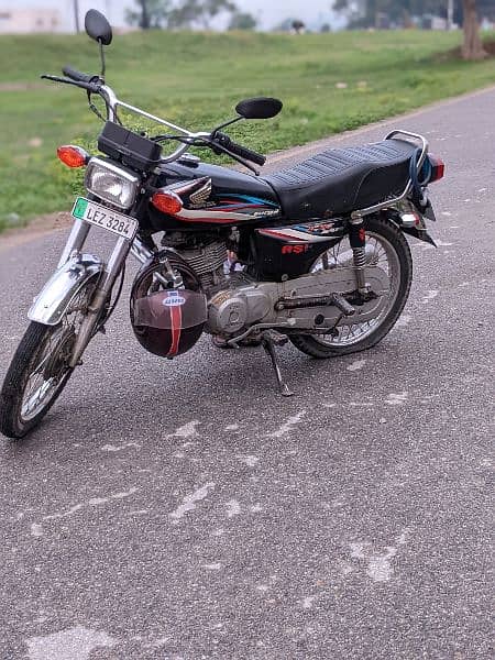 Honda 125 Motorbike for sale 2014 Model lush cond 5