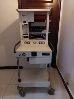 anaesthesia machine slightly used in good condition.