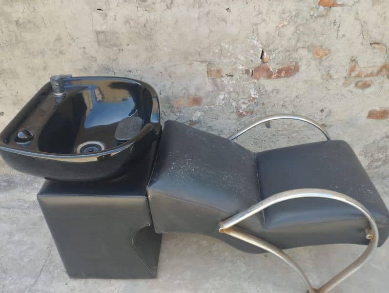 Head wash setup with Basin For Sale 2