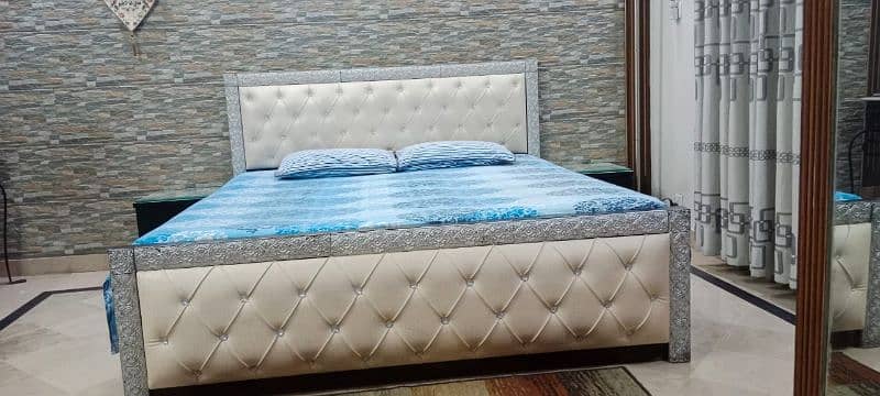 King Size Bed with 02 side Tables and Spring Mattress 2