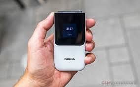 Nokia 2720 Flip 10