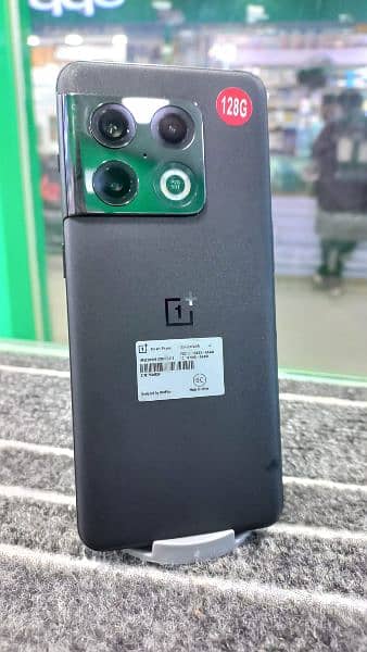 one plus 10 Pro waterpack 1