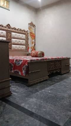 bed  set with sofa and tables in brand new condation 0301 4508242