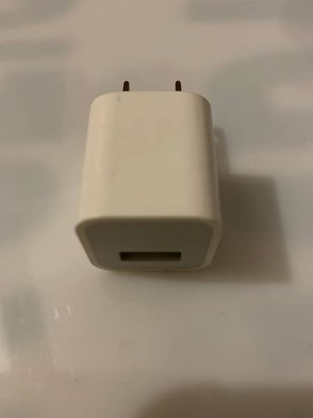I PHONE Charger 3
