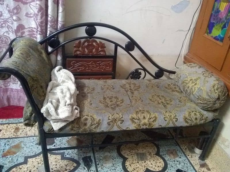 bed with accessories for sale 2