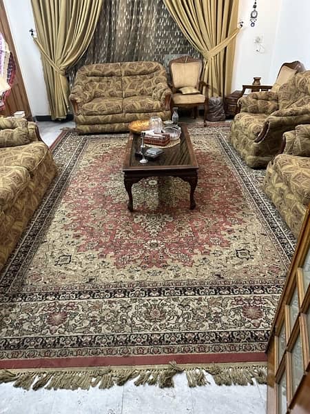 sofa set,Table set and carpet for sale 4