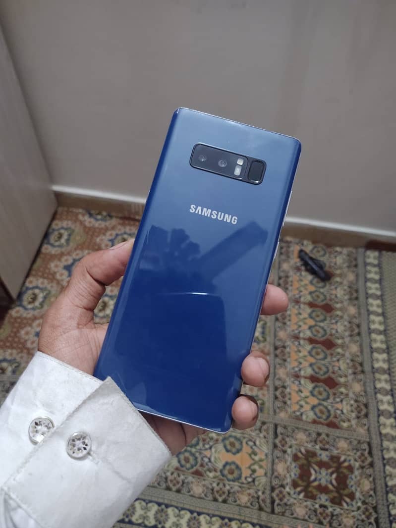 Samsung note 8 with box 0