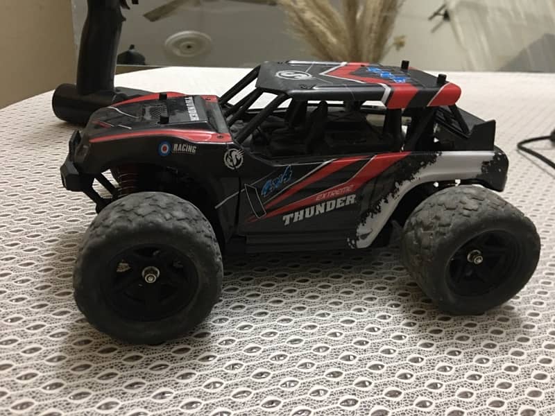 4x4 storm thunder rc car 0