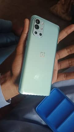 OnePlus 9r for sale 12+12gb/256gb