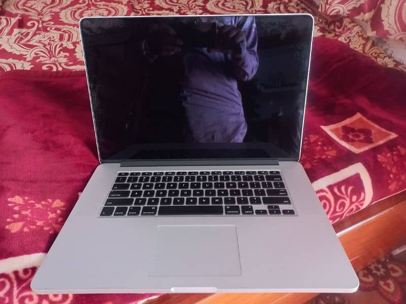 Macbook Pro 2014 Mid core i7 1