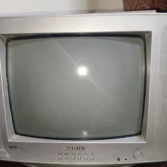 Good condition TV for sale with box 0