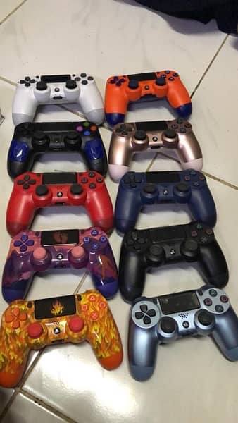 Playstation 4 controllers 0