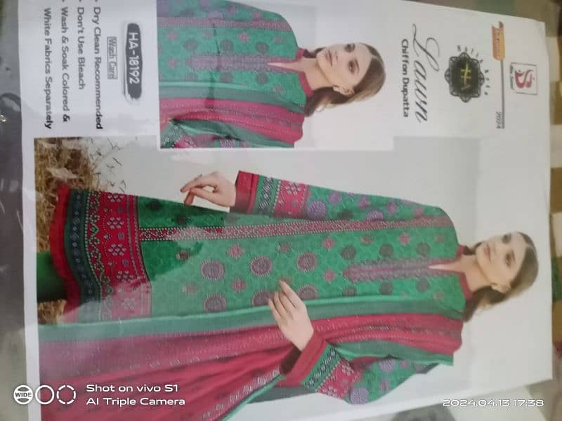 3pice Embroidery lawn suit 2