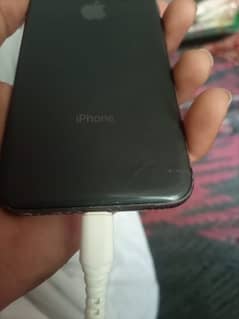 iPhone 8 non pta battery service True Tone on all ok 10/8