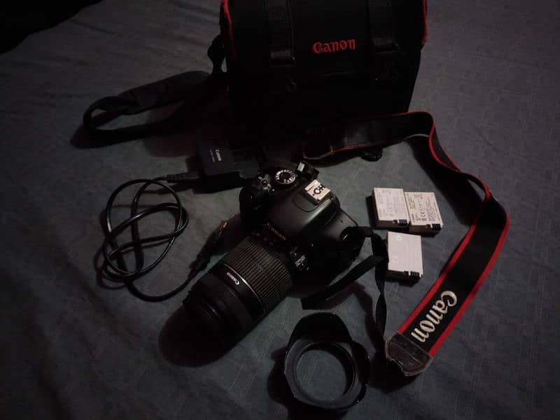 Cannon 600d with lens and accessories 1