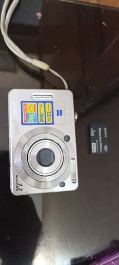 Original Sony digital camera DSC-W55