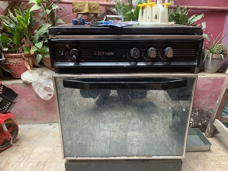 Gas stove with gas oven 0
