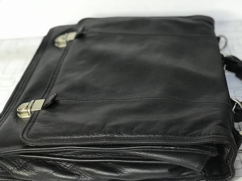 Leather laptop bag / office bag  / files and documents carrying bag 3