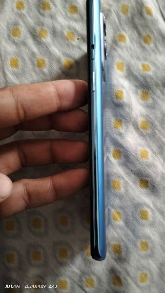 OnePlus 9 8/128 3