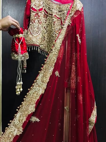 Latest heavy bridal dress 6