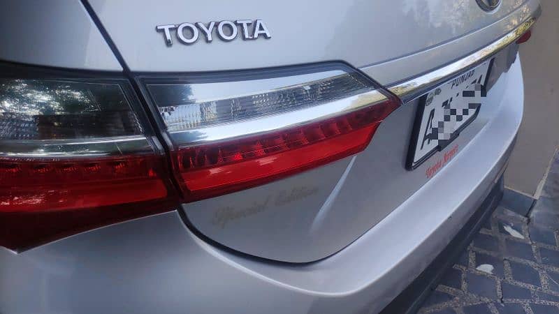 Toyota Corolla 1.6 Altis SPECIAL EDITION 3