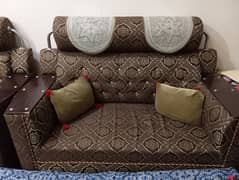 6 Seaters Sofa And Table