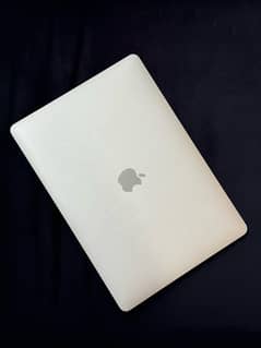Macbook pro 2020 8/256 GB 0