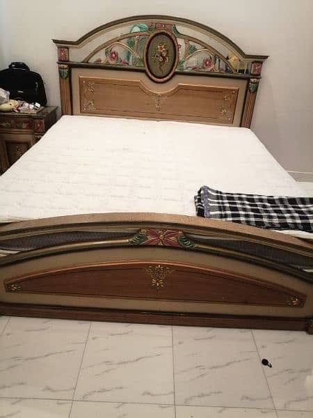 King size bed set with mattress 4