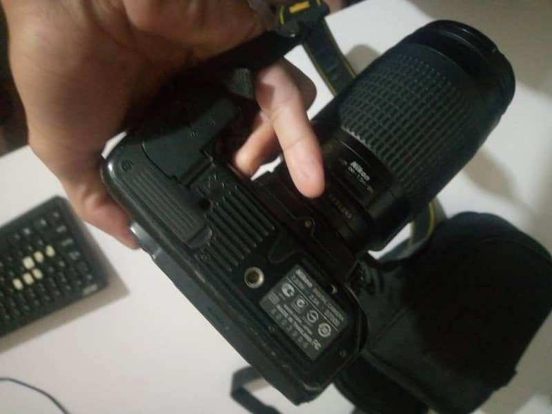 nikon d7000 DSLR Camera 3