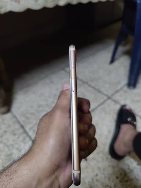iphone 7+ Rose Gold 4