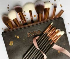 12 PCs Makeup Brushes With Pouch