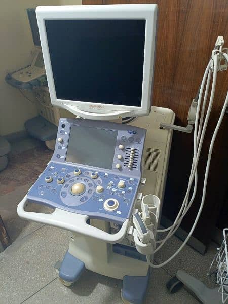 Ultrasound Machine 10