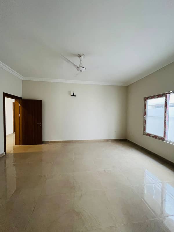 Corner House Is Available For Rent At Prime Location 9
