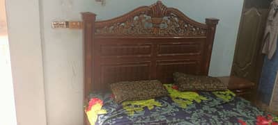 Pure Wooden Bed with dressing