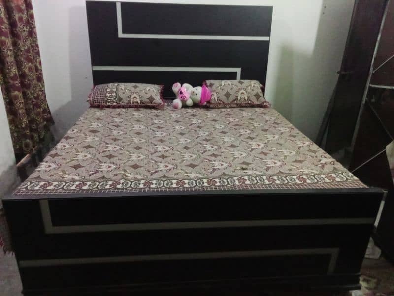 King Size Bed With Mattress 3