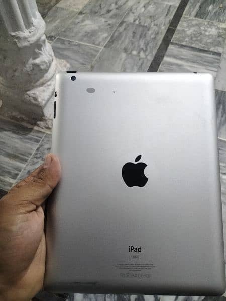 Apple iPad 3rd Gen 0