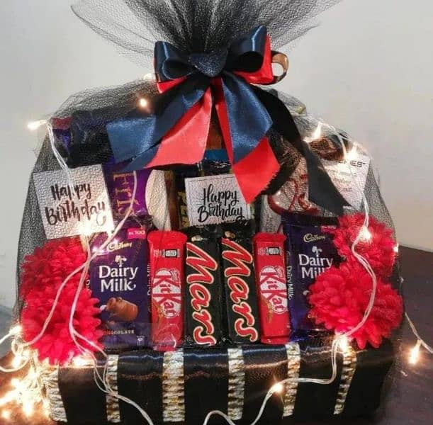 Customized Gift Baskets For Birthdays, Chocolate Box, Bouquet, Cakes 2