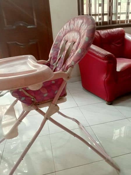 high chair foldable, imported, new condition 2