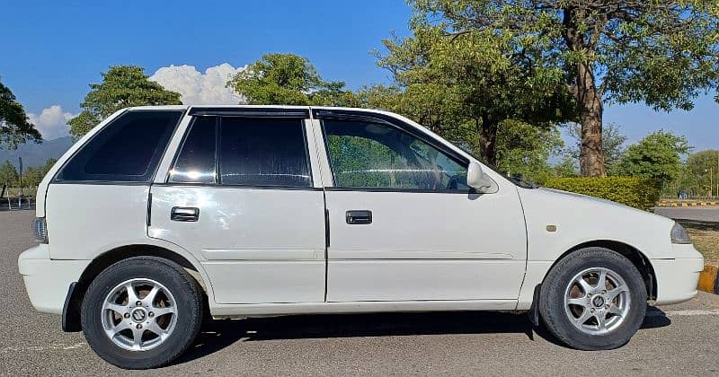 Suzuki Cultus Limited Edition 2016 3