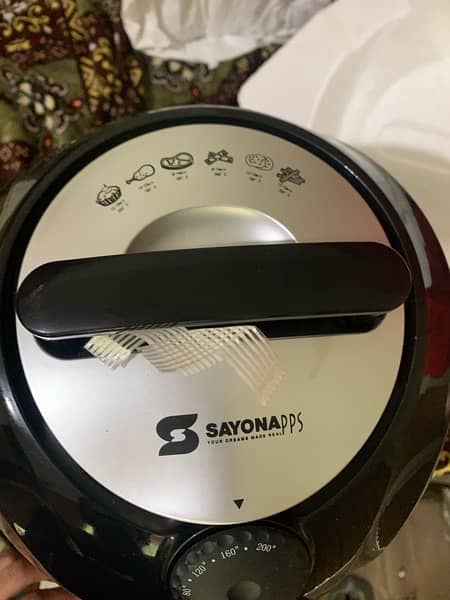 Sayonaa Air Fryer Brand New 5