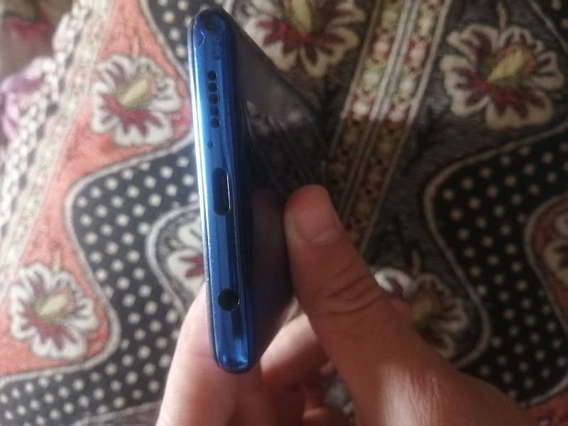 poco X3pro in good condition PUBG beast amazing battery timing 6