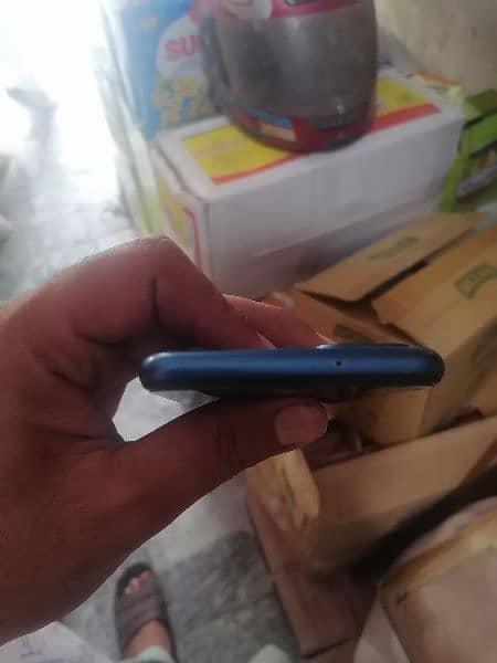 Samsung A12 model in good condition 4
