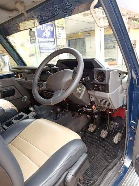 Toyota Land Cruiser 1991 POLICE AUCTION 4X4 17