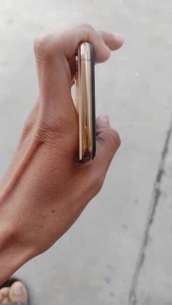 Iphone xs factory unlock 256 gb for sale 2