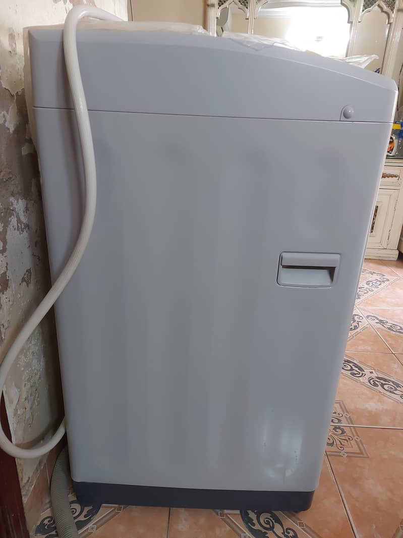 Haier HWM 80-1269Y Fully Automatic Washing Machine 8kg 3