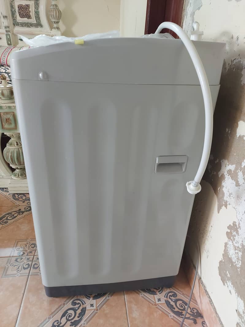 Haier HWM 80-1269Y Fully Automatic Washing Machine 8kg 4